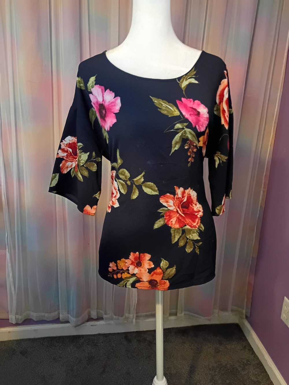 West Kei Navy Blue Dusty Rose Semi Sheer Floral Scoop Neck Blouse Size Small